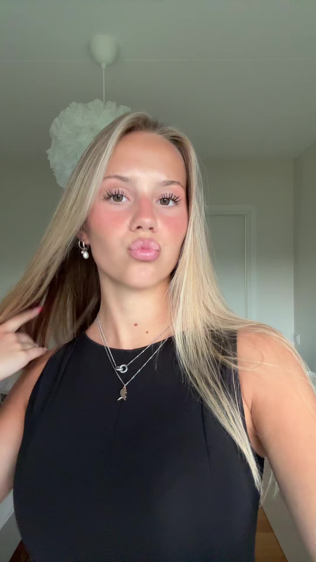 @Astrid🧞