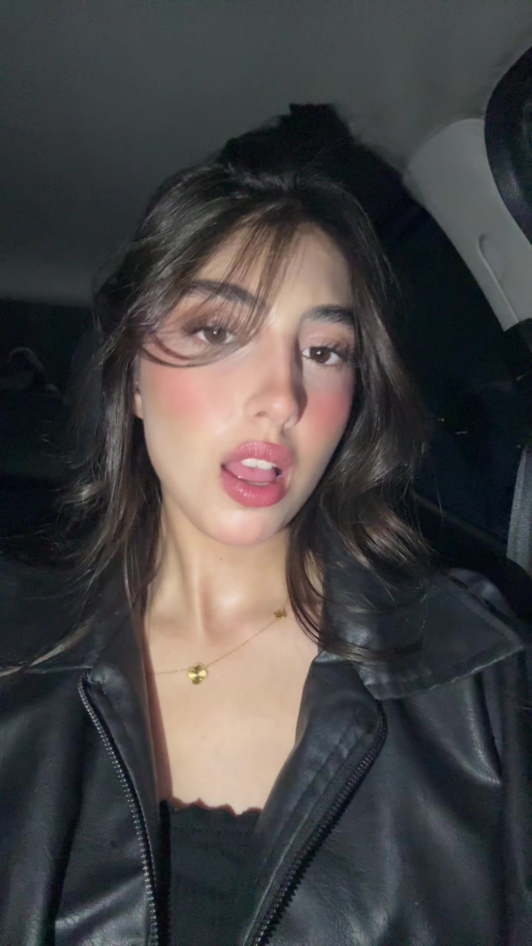 @itzmarynaa
