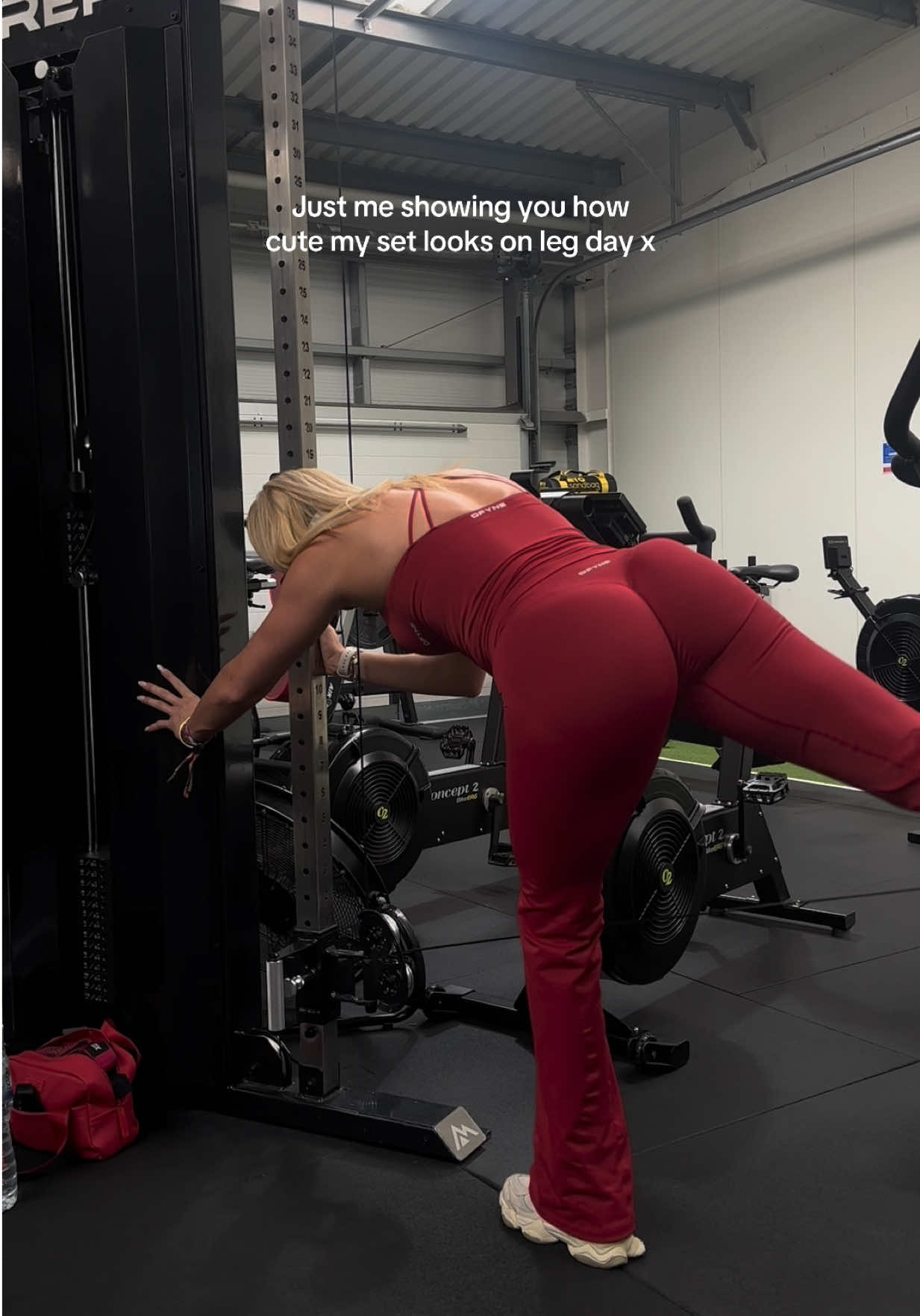 @ellececooper