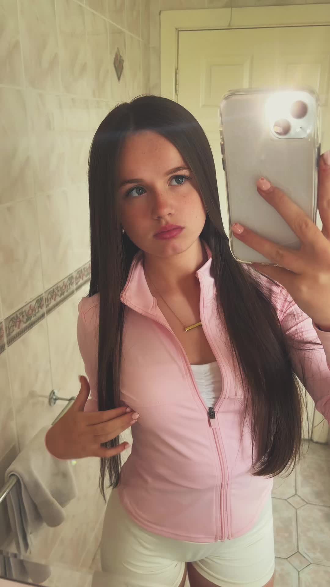 @caoimheolynn
