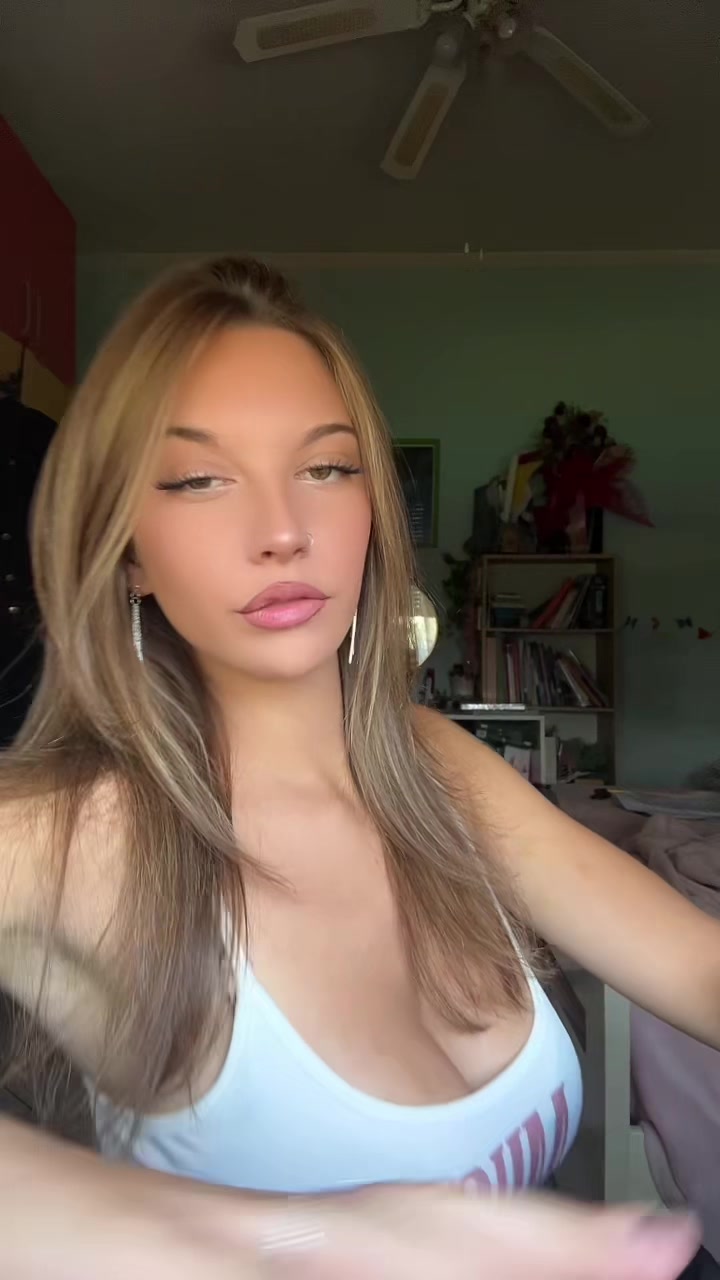 @ყℓεɳเα