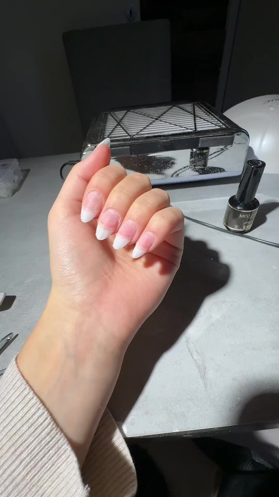 @𝓔𝓵𝓼𝓪𝓼..𝓝𝓪𝓰𝓵𝓪𝓻