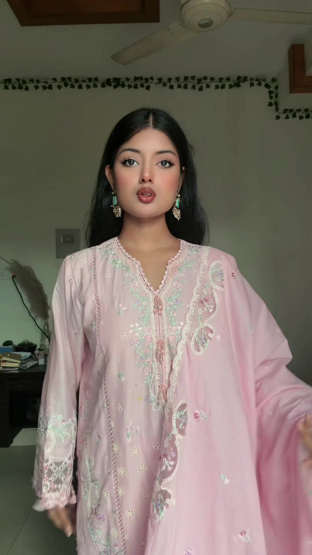 @Marjia Oni🇧🇩