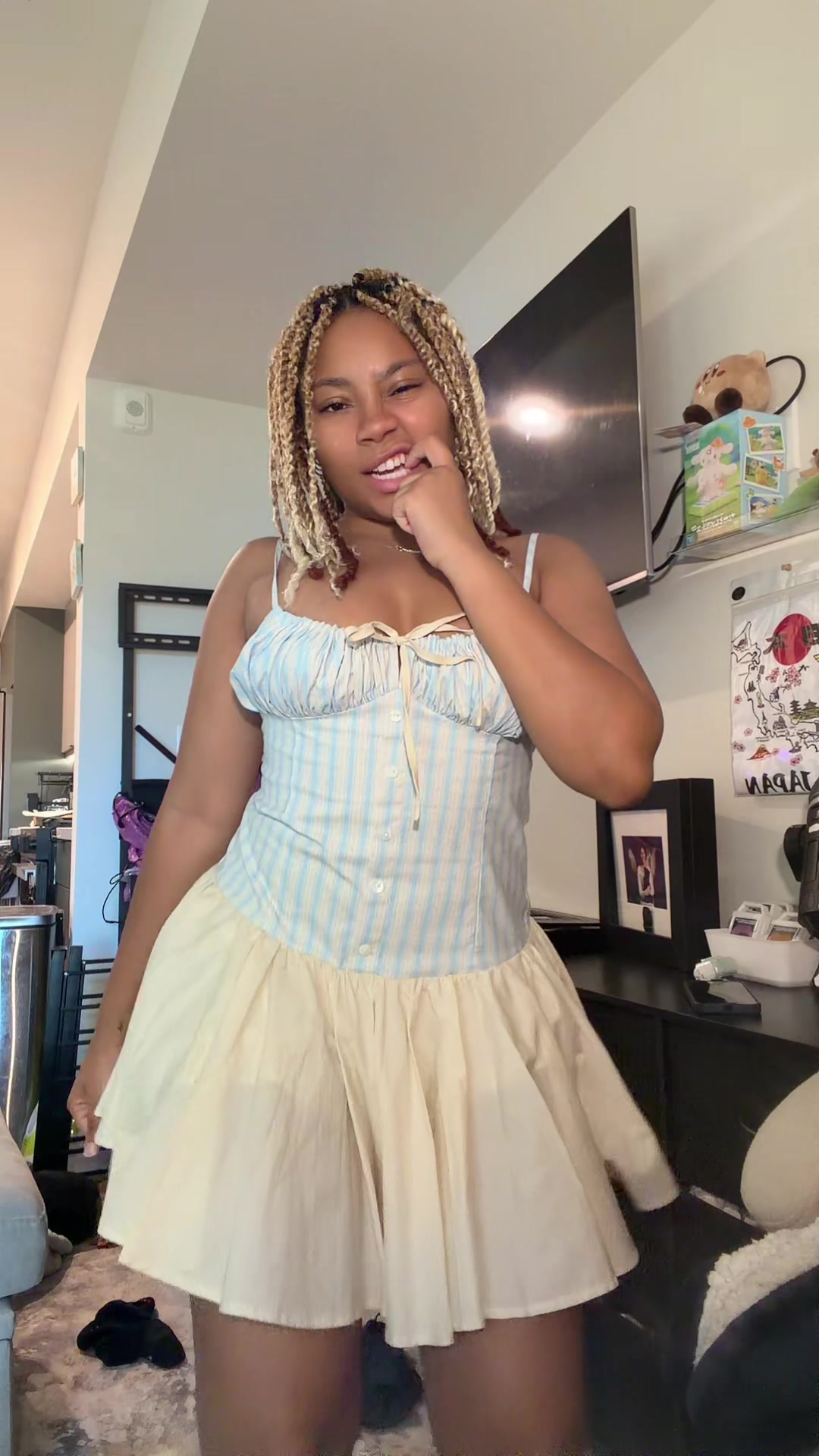 @MonieMo