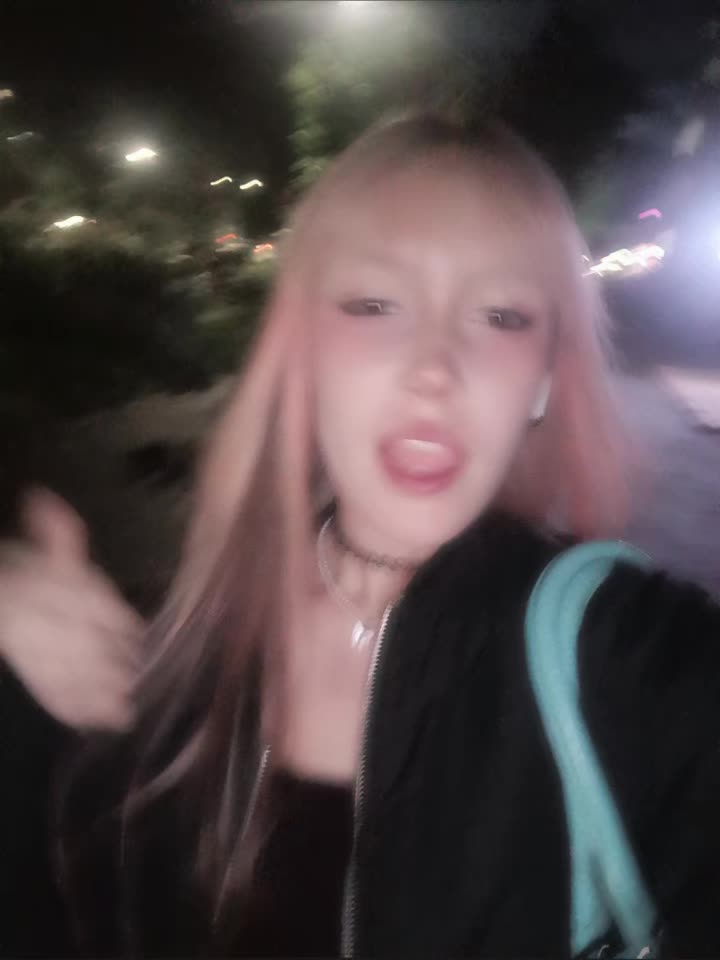 @сонечка💗🌸