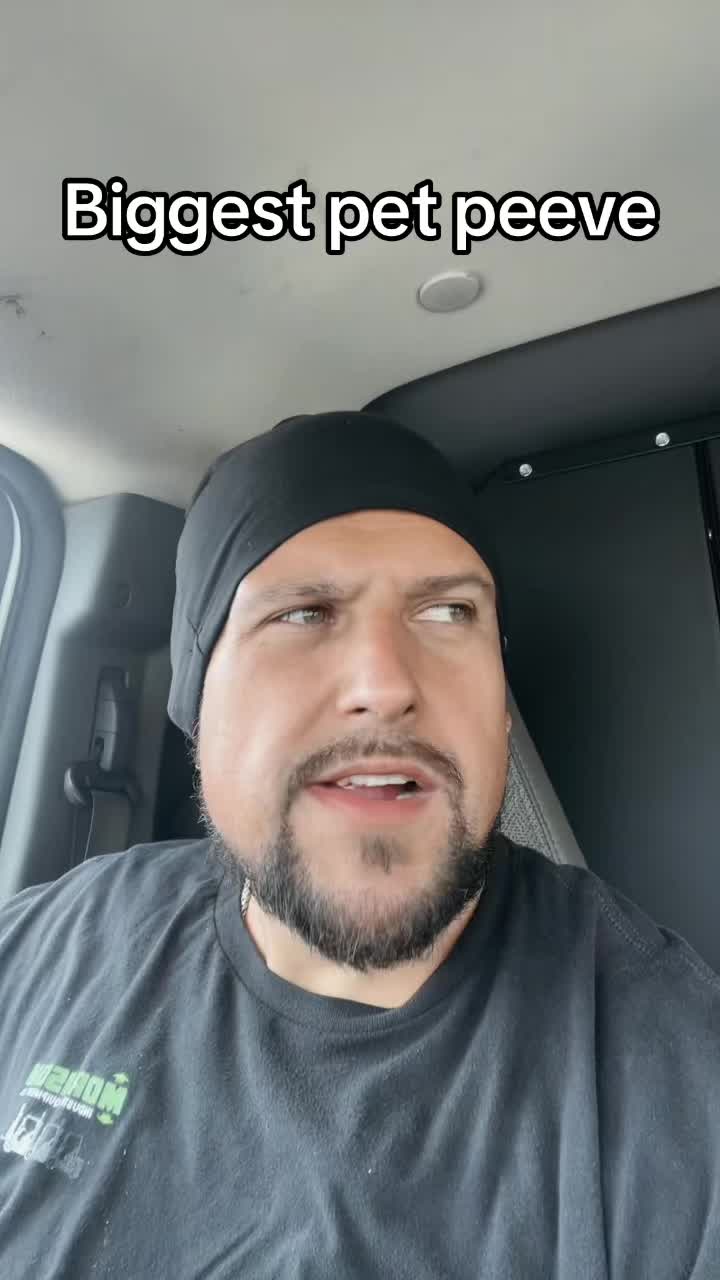 @José