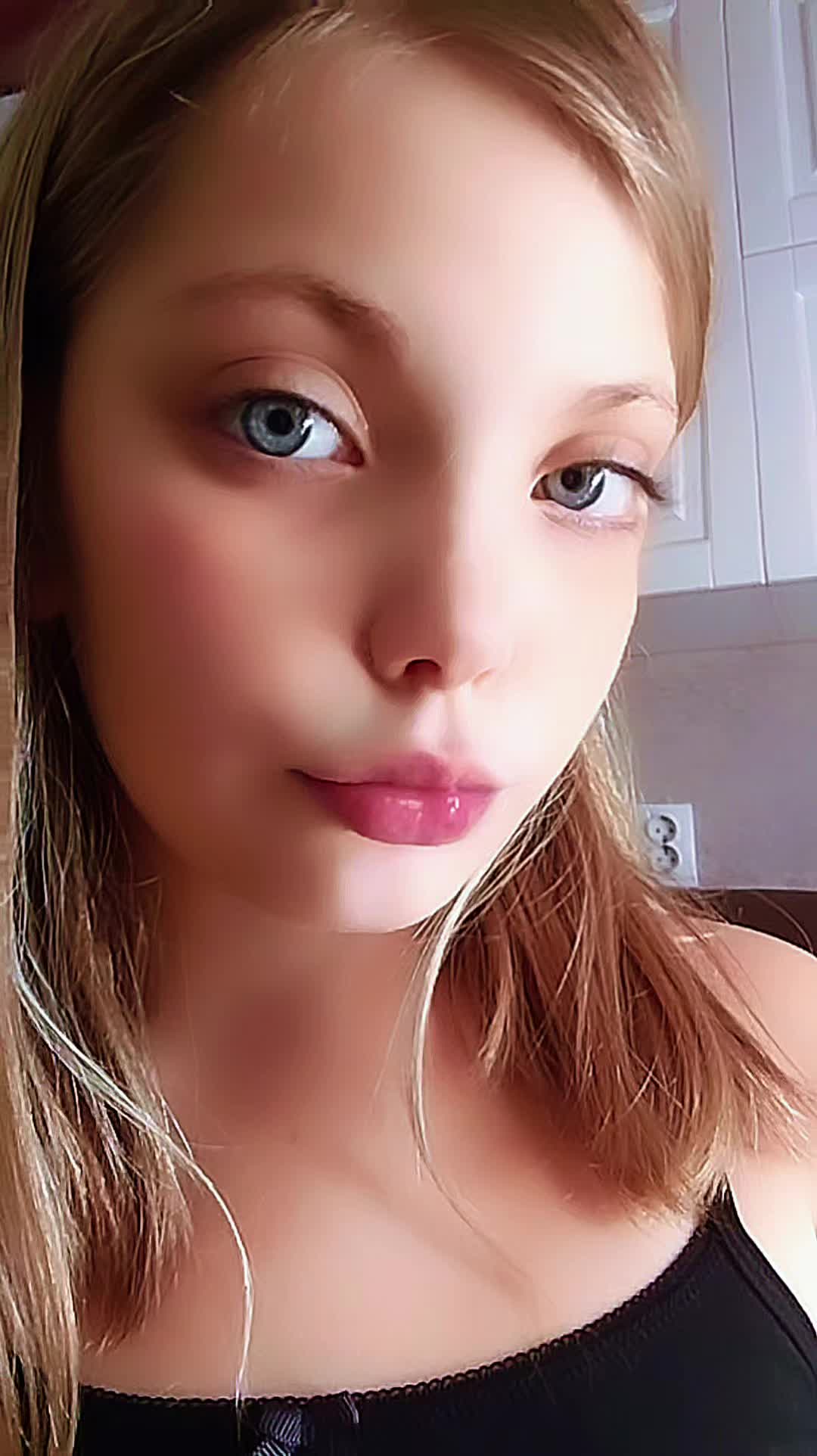 @леди вика🐰🐰🐰