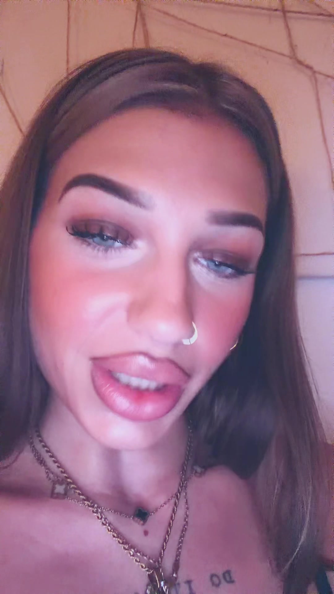 @Nilucyyy
