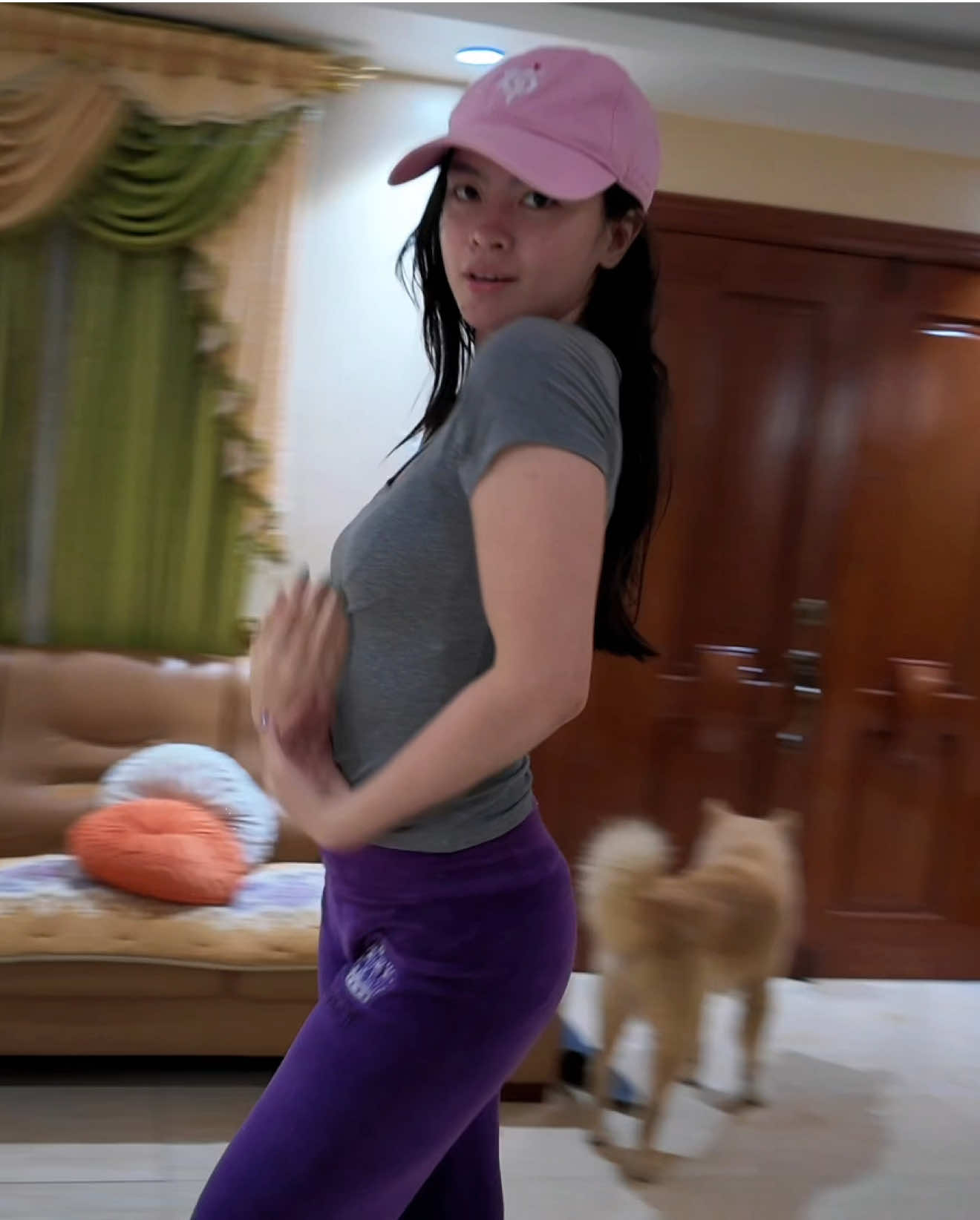 @NasiaEliz