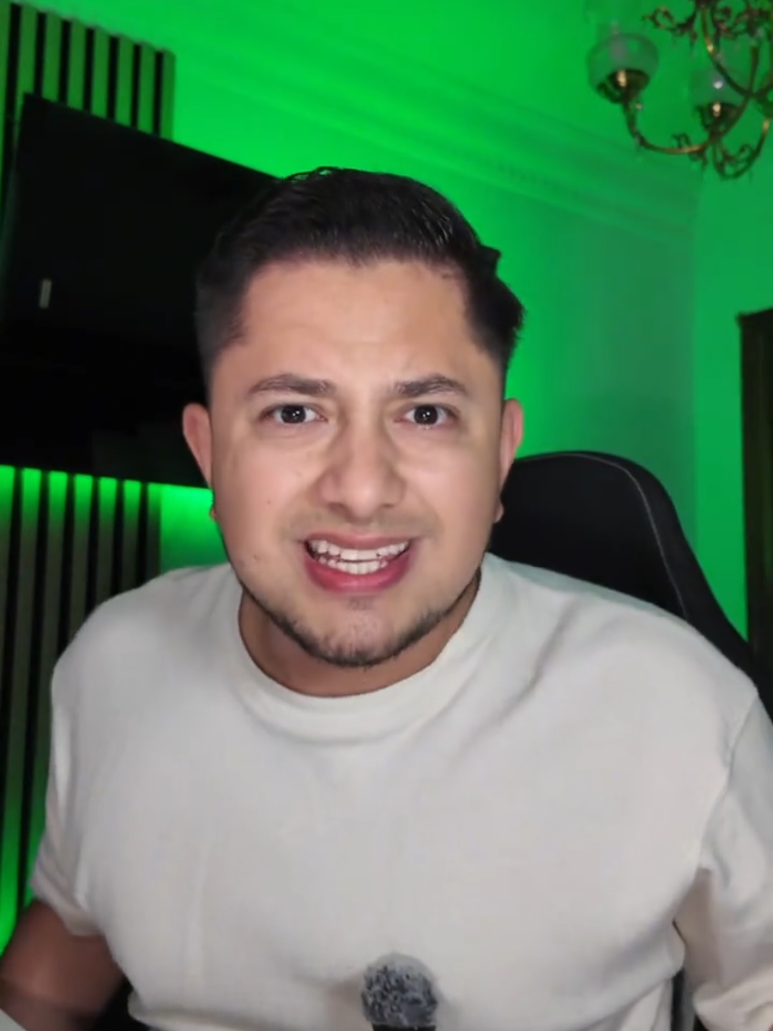 @RafaelRivera95