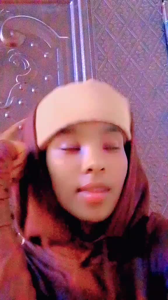 @AYEE QASHTII ๐ค๐ธ๐ฆ