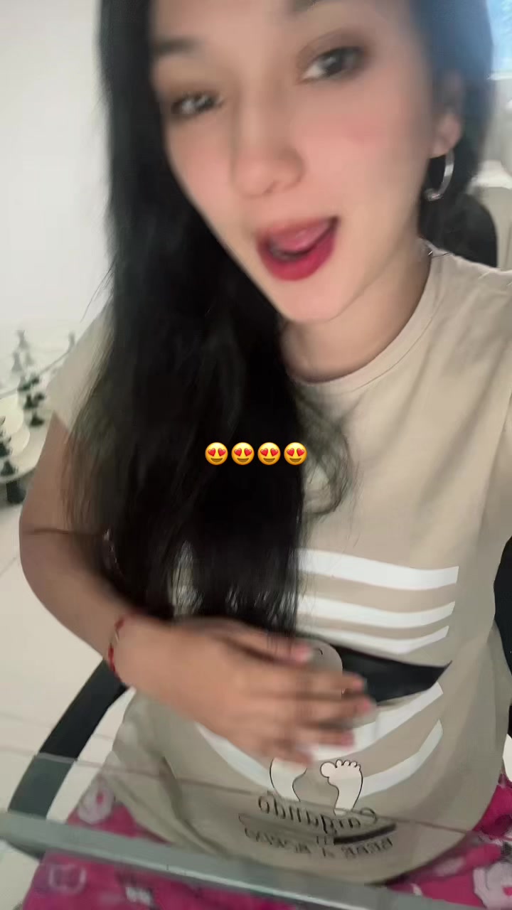 @Ximena C. 🤍