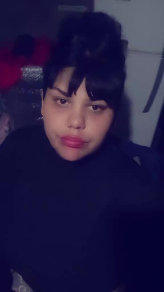 @Priscila🦋