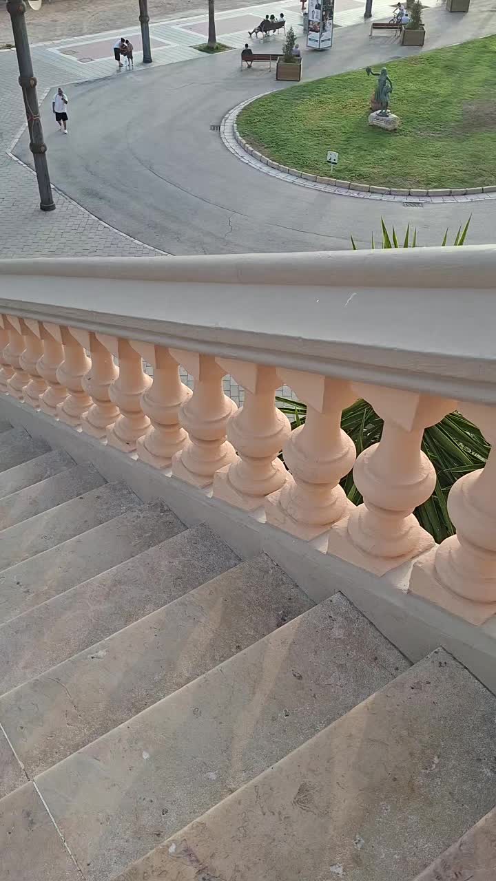 @Bcn🇮🇷🇪🇦🇵🇰