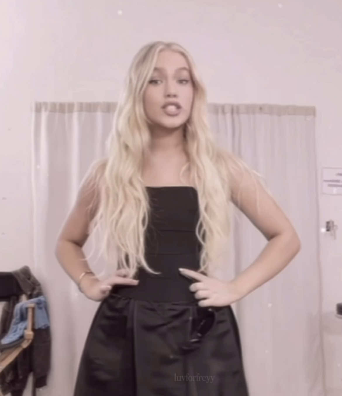 @𝐚𝐯𝐚 ✦