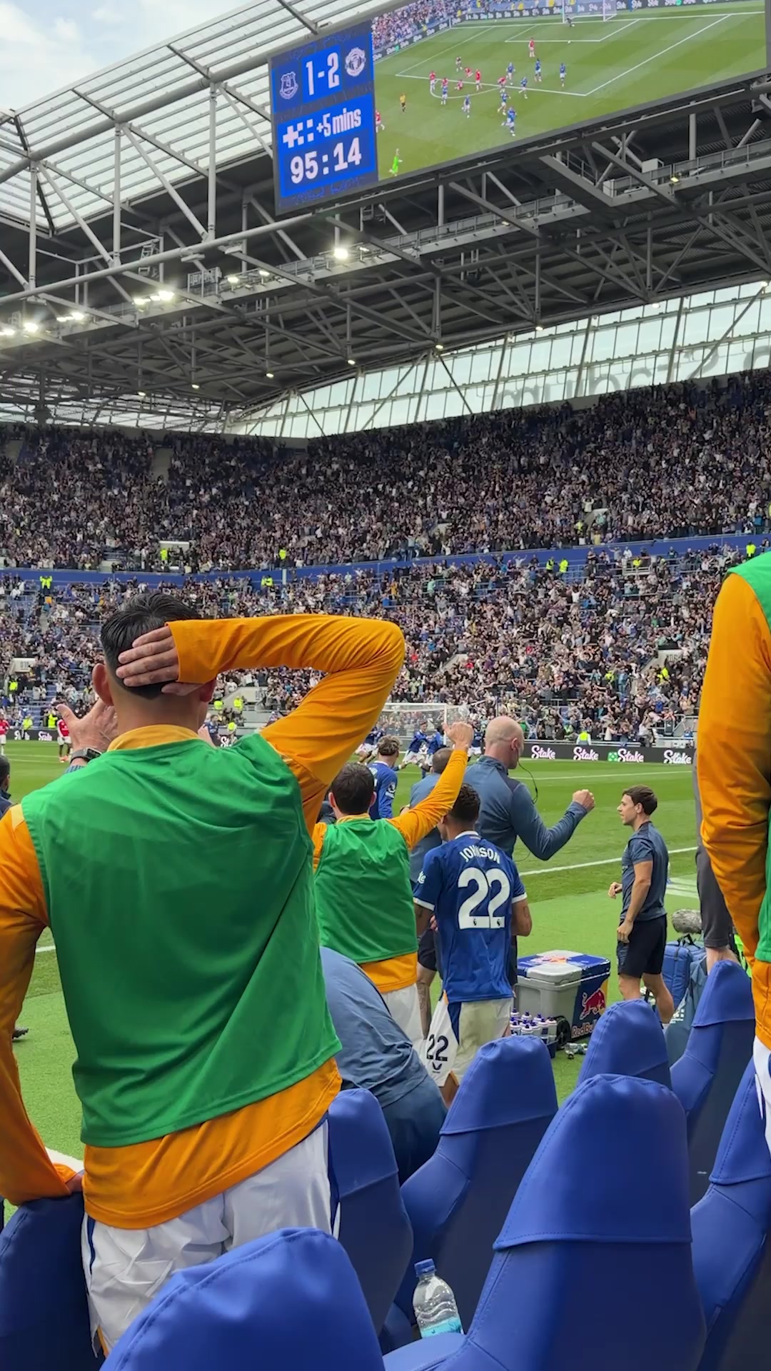 @Everton