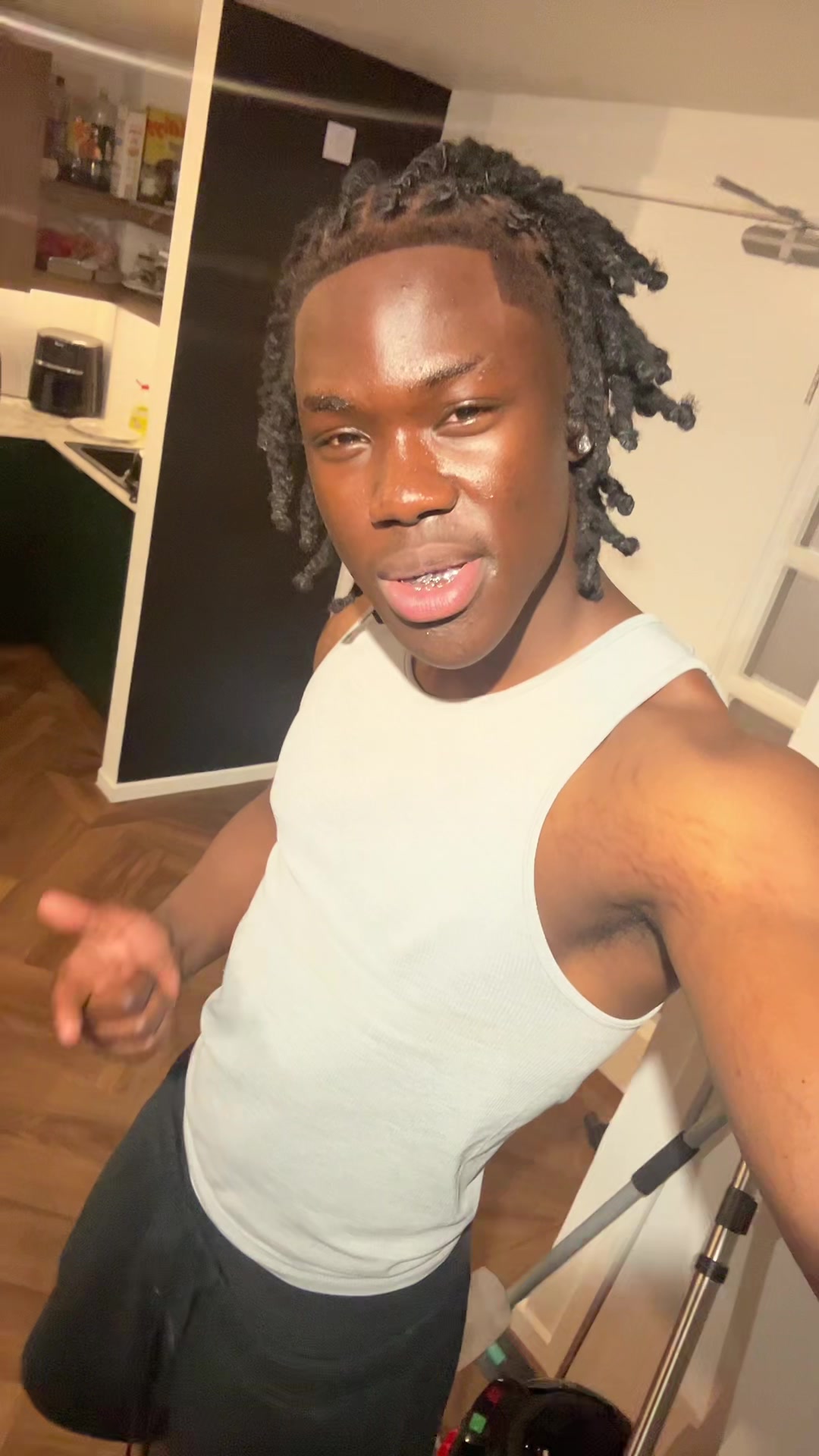 @Tobi🧘🏾♂️
