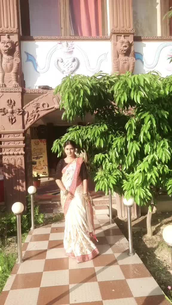@❤Chandani sarraf❤