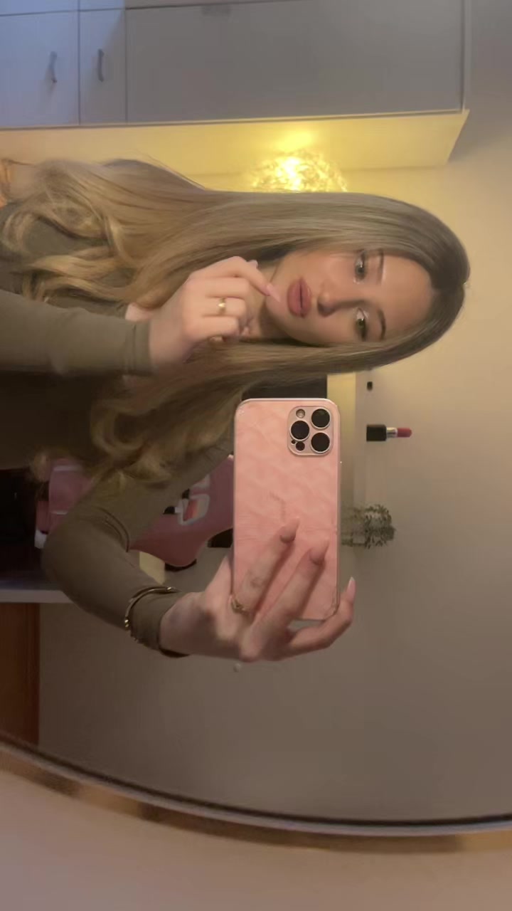 @𝓃𝑒𝒻𝑒𝓁𝒾🪽