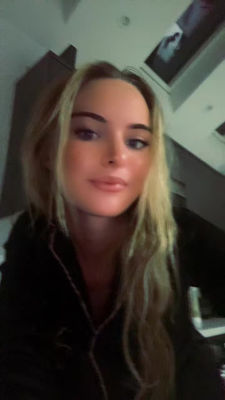 @anais