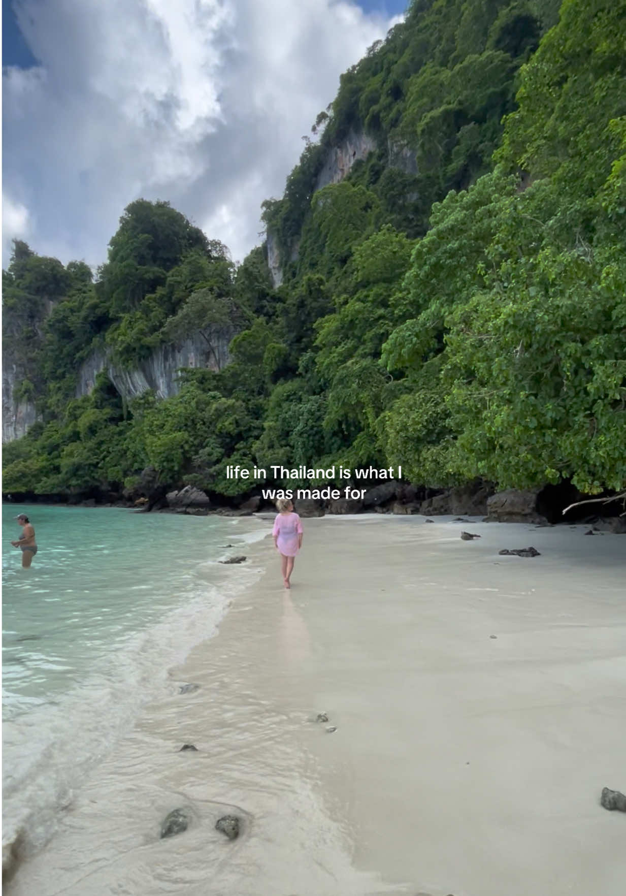 @travelwithels