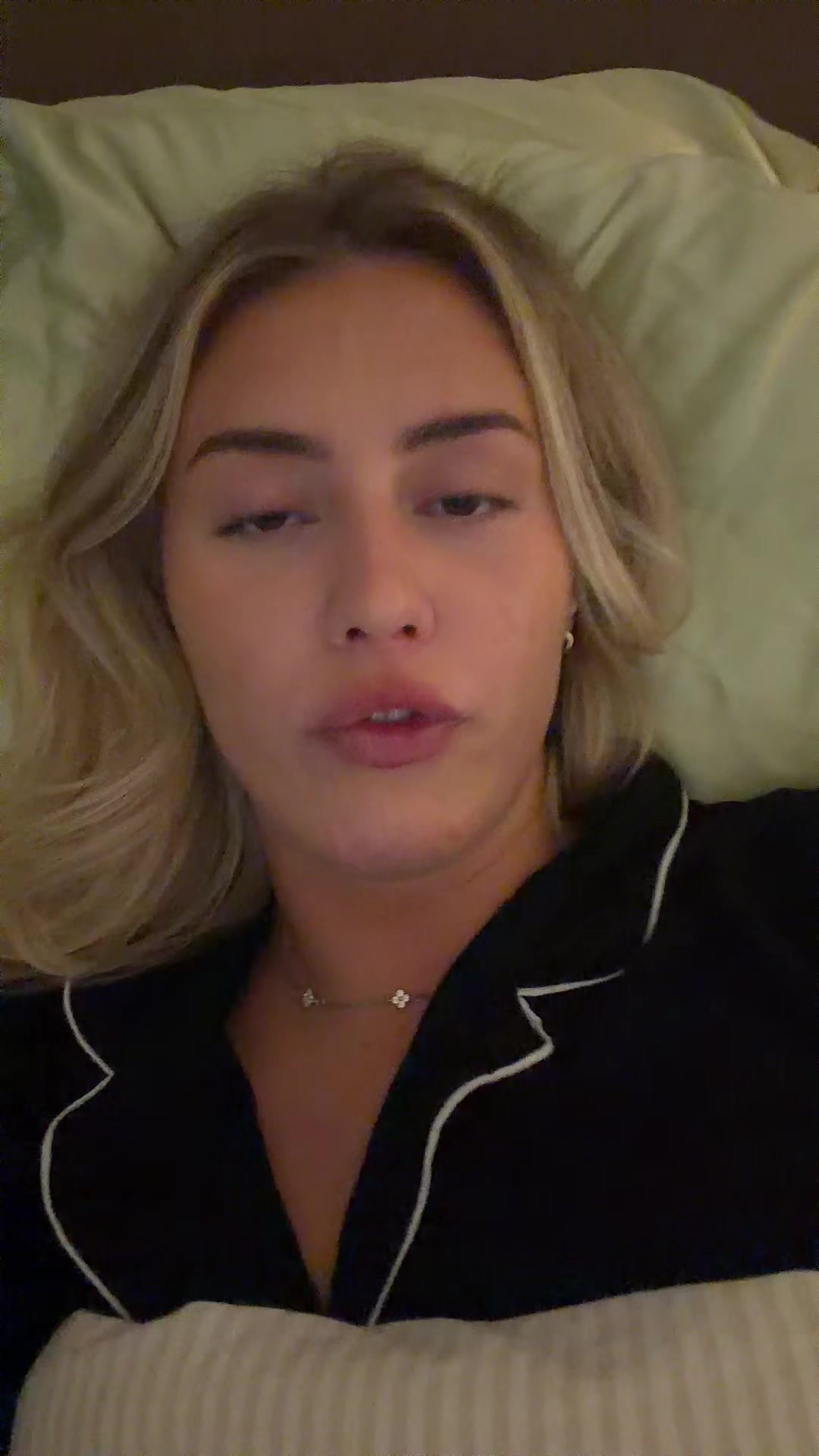 @flatwhiteasherbuv