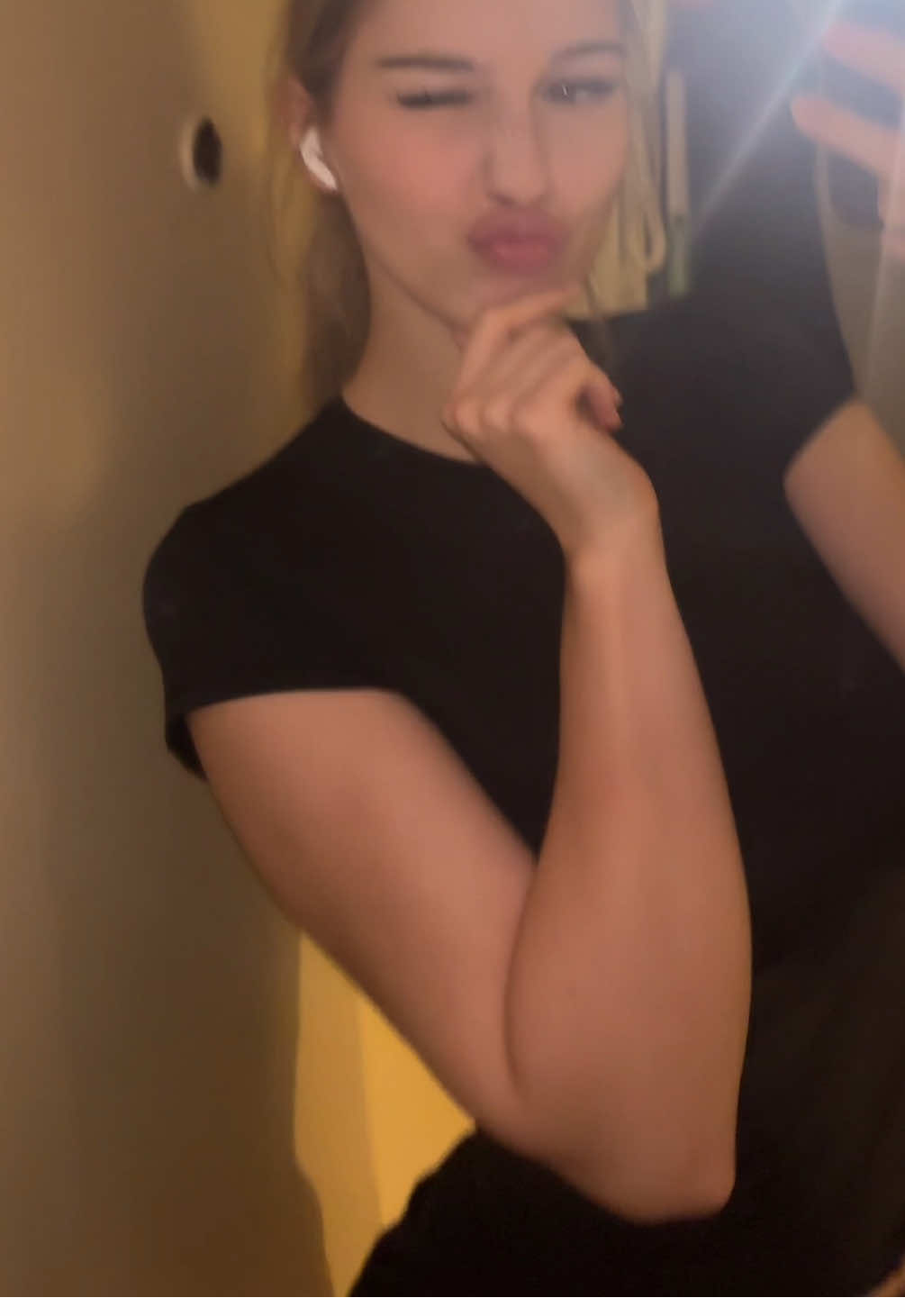 @Nika🖤