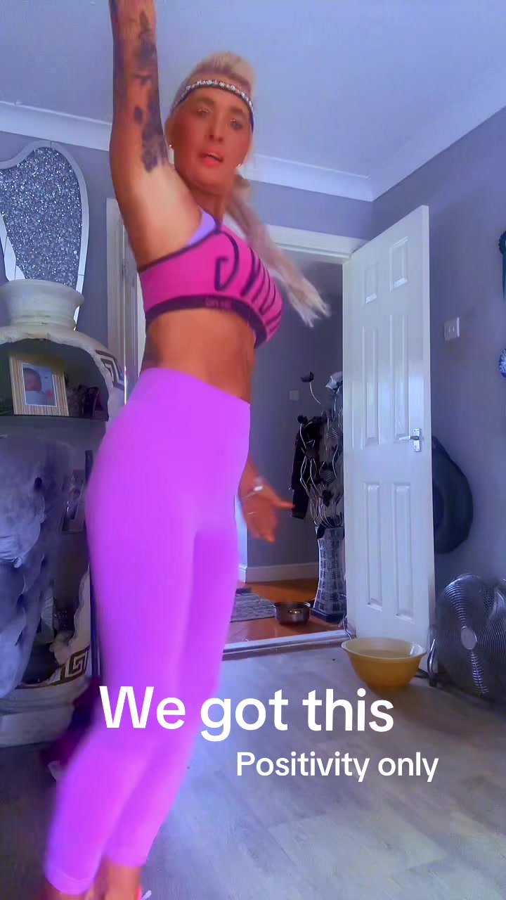 @amanda Roberts