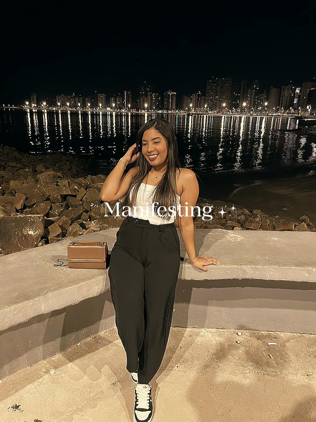 @laari.nasciment0