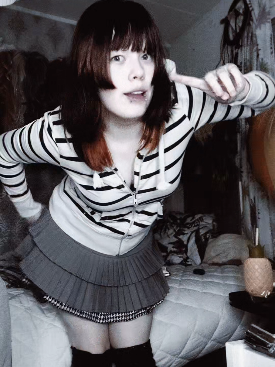@Roachie :3