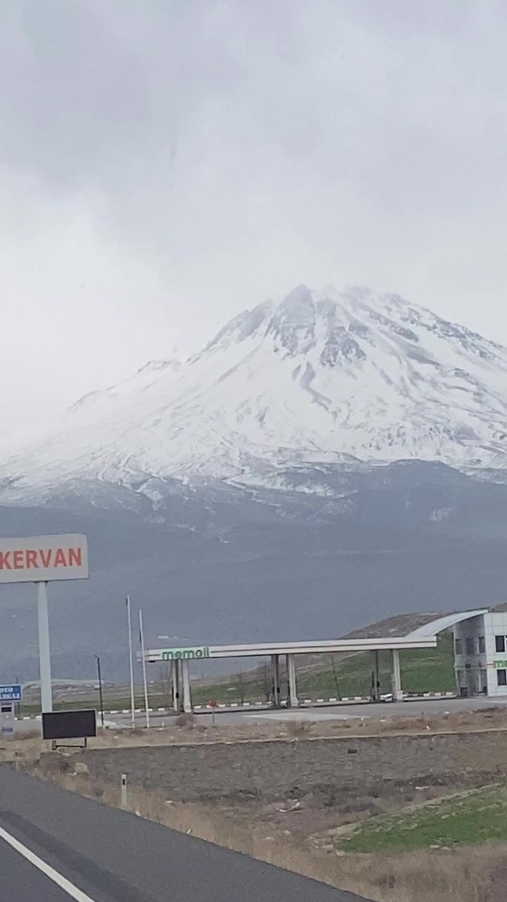 @Yaşar &Ouml;zdemir