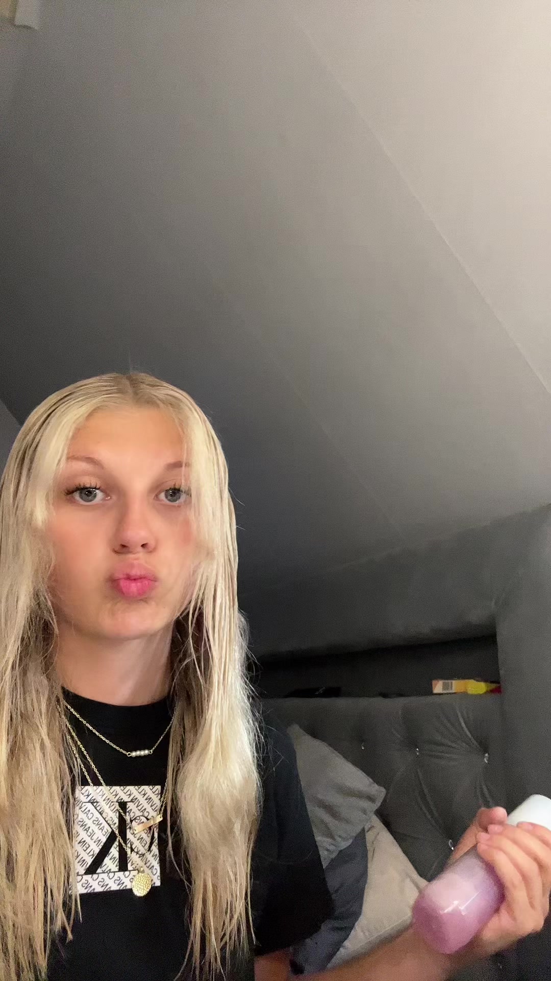 @she_ishi_confident