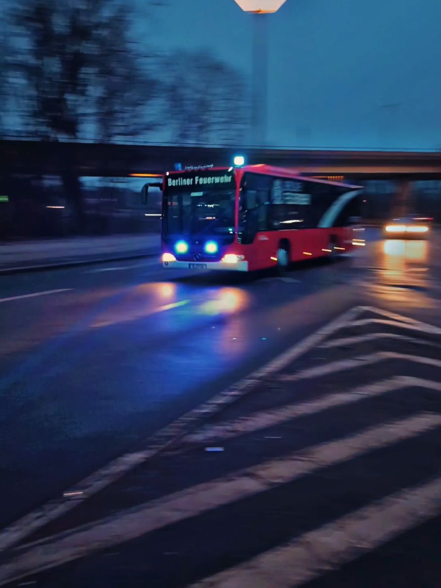 @Blaulicht.Filmer.Berlin