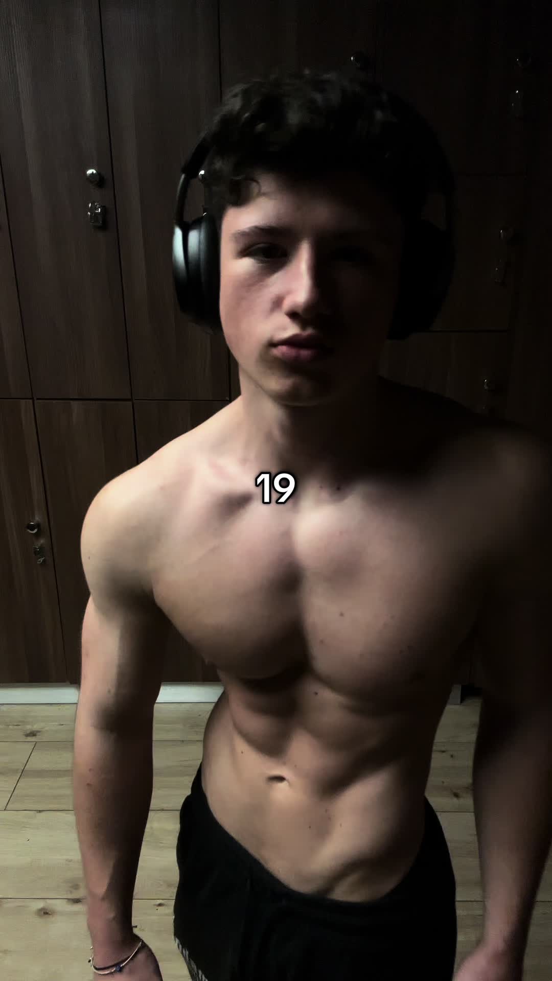 @loric_fit