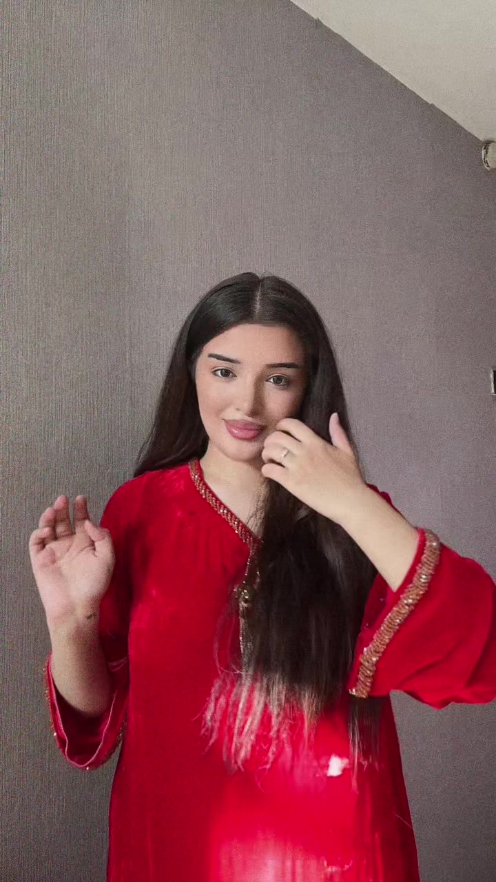 @reejiiina