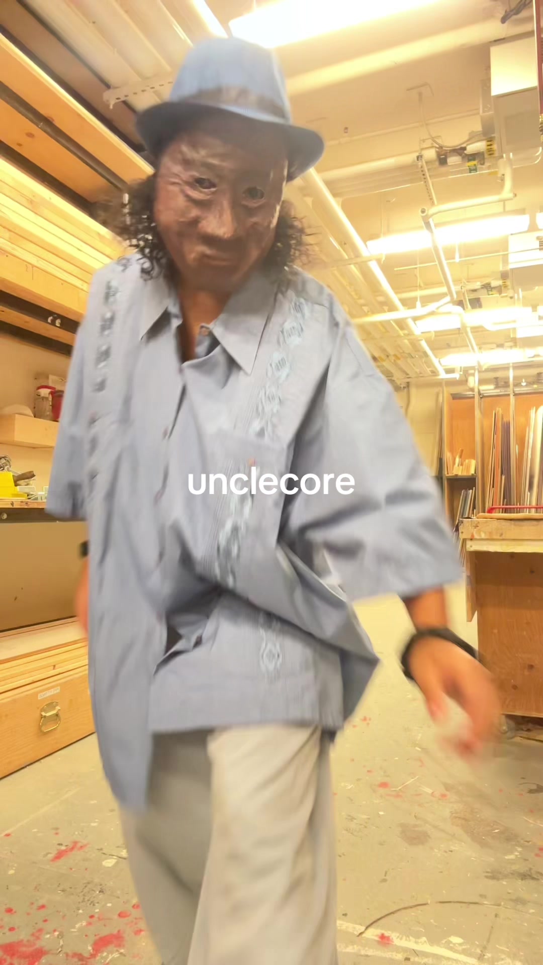 @Den