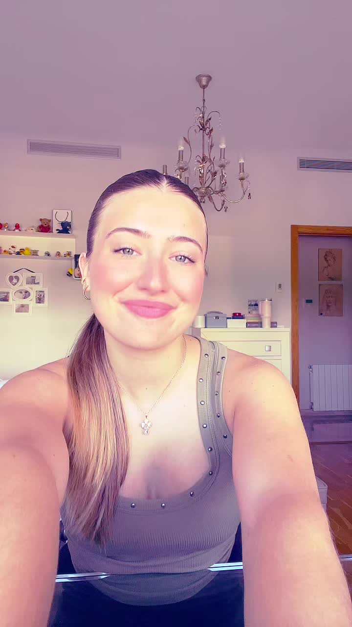 @Inesxu
