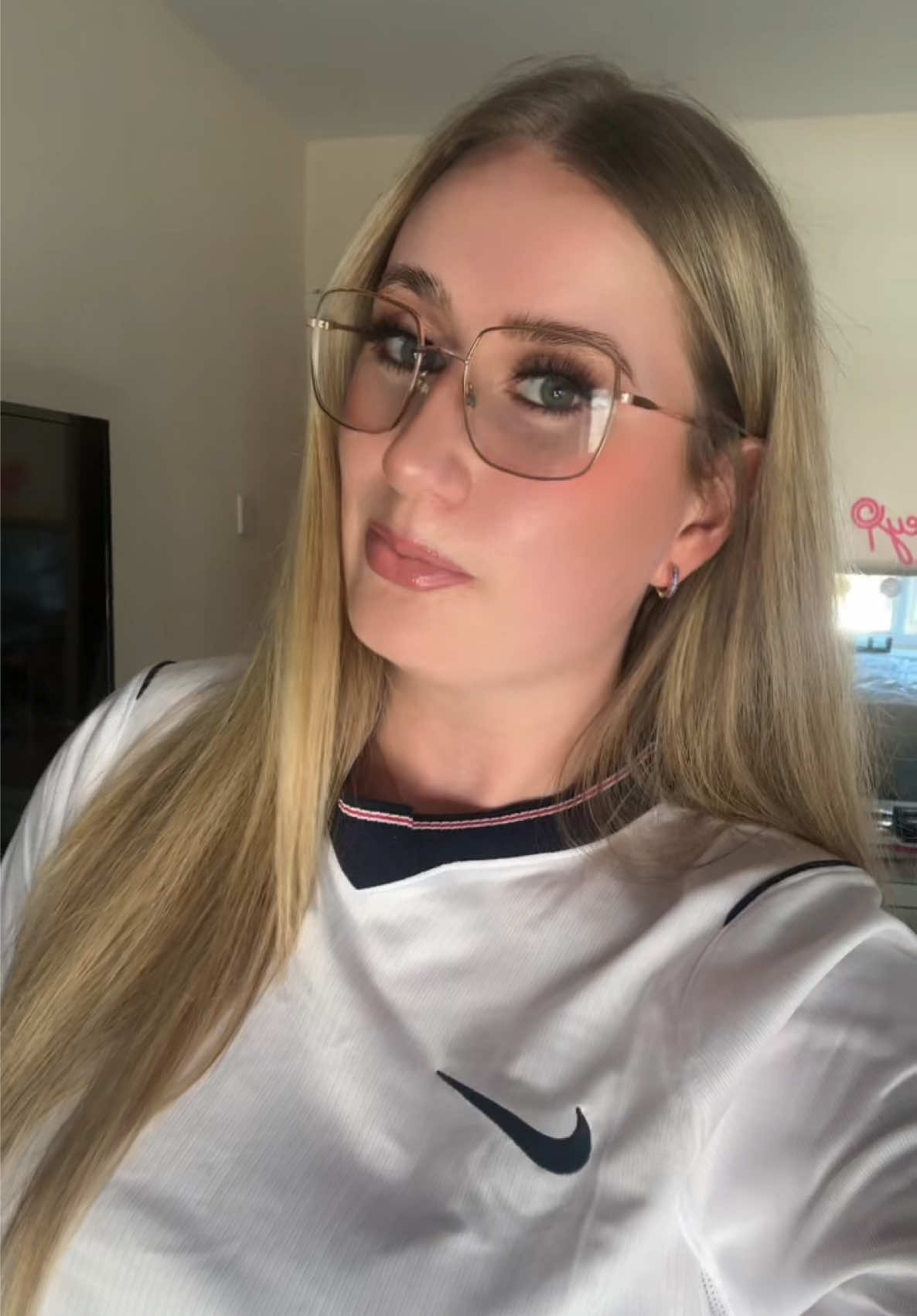 @courteneyjayne