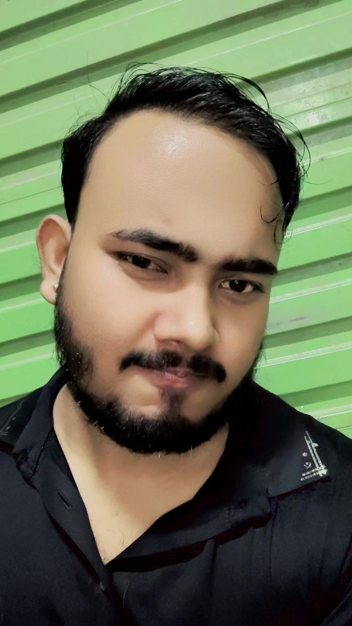 @🇧🇩 𝙍𝙖𝙝𝙪𝙡'🤍