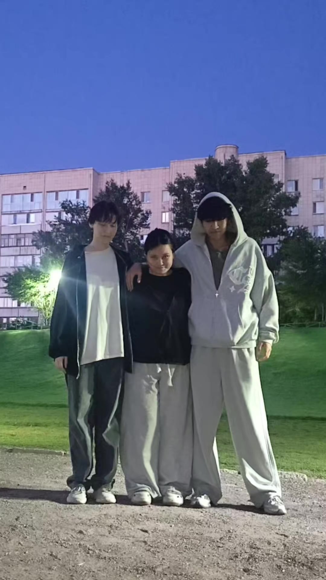 @Злата