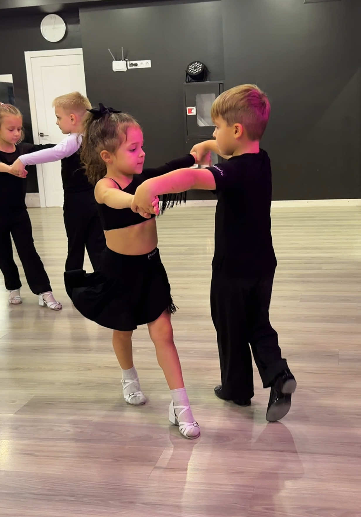 @mykolaienko.dance