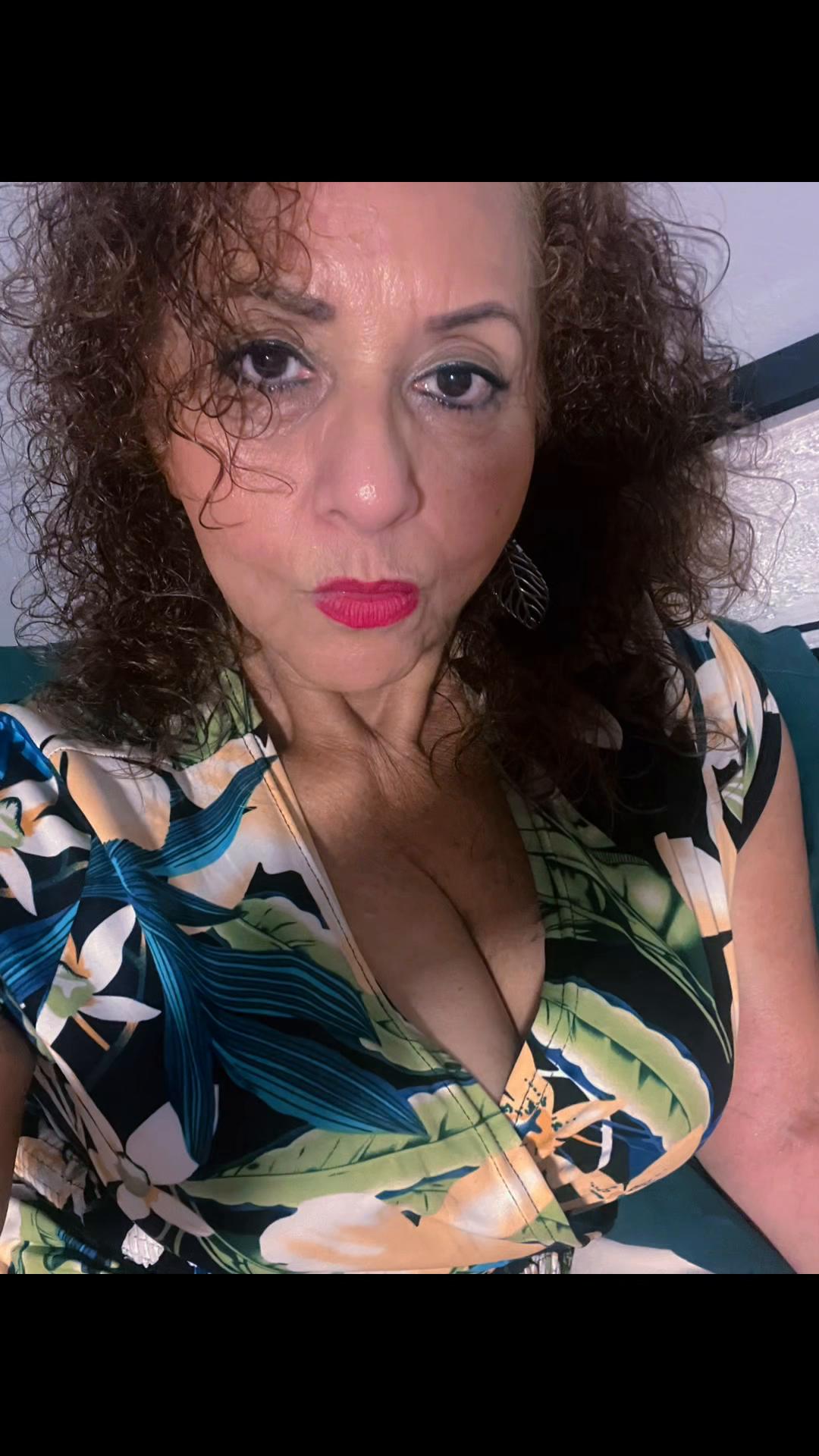 @elvia karime