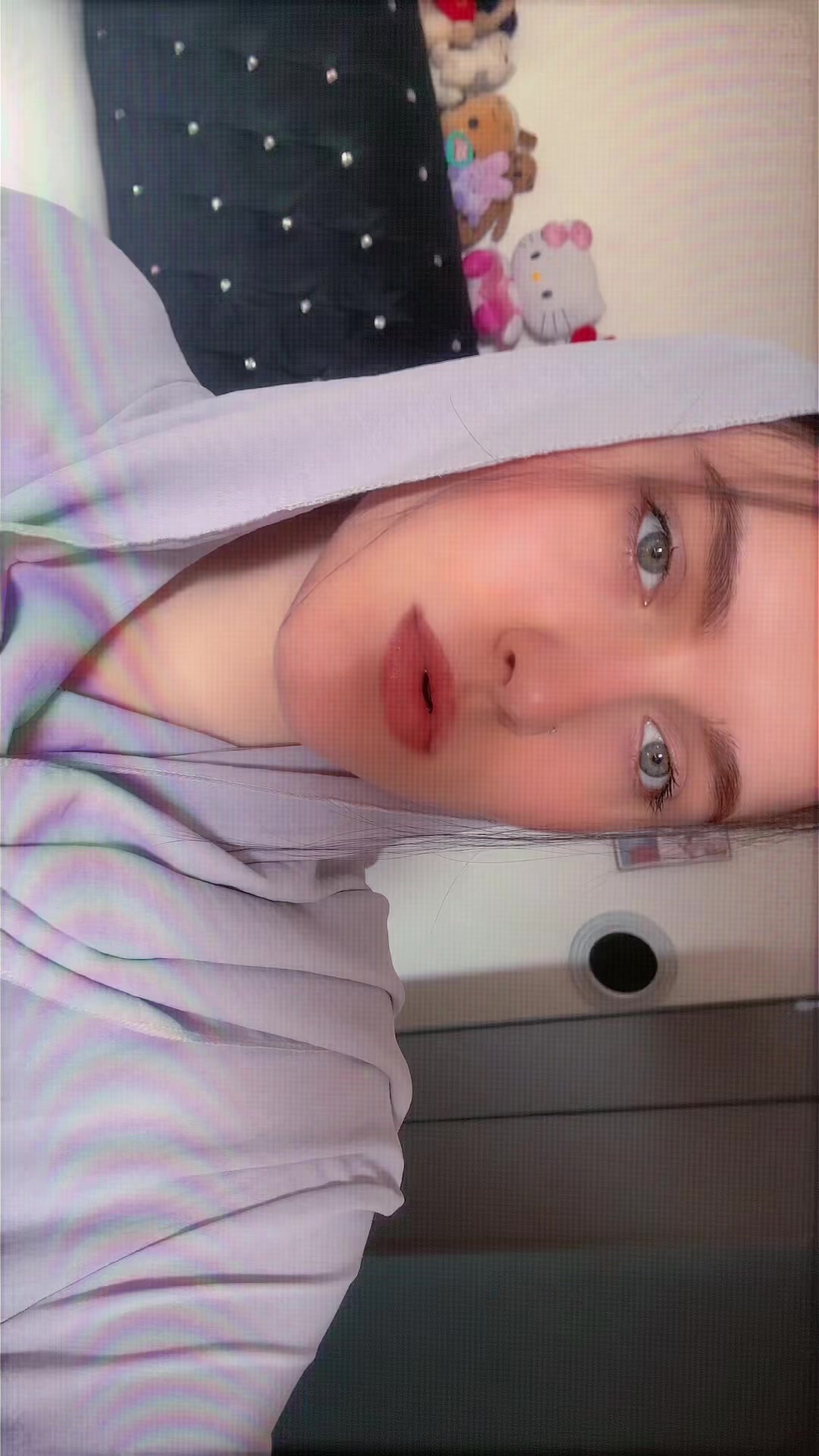 @لی💕
