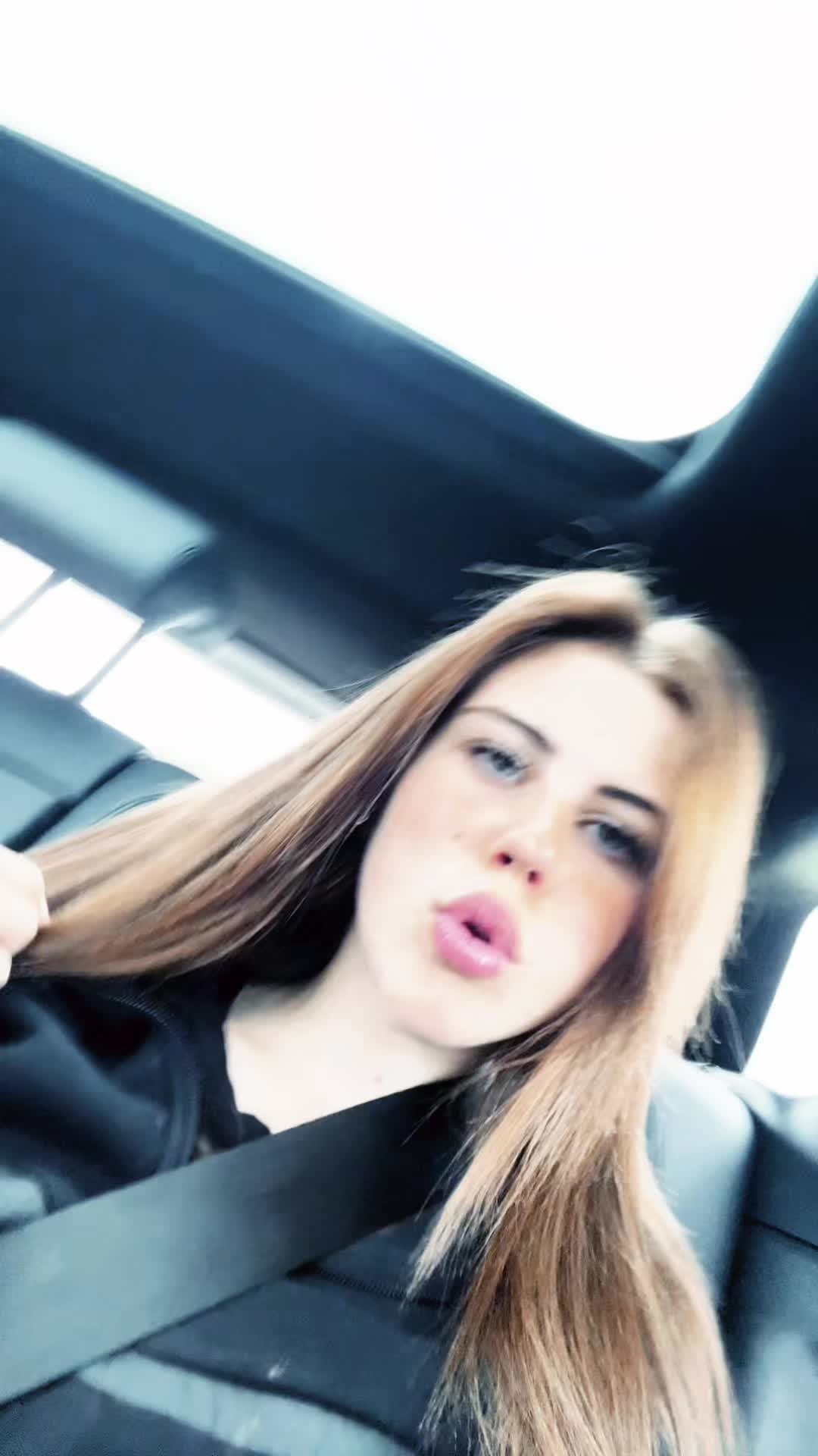 @𝐥𝐢𝐥𝐬🫶🏼x
