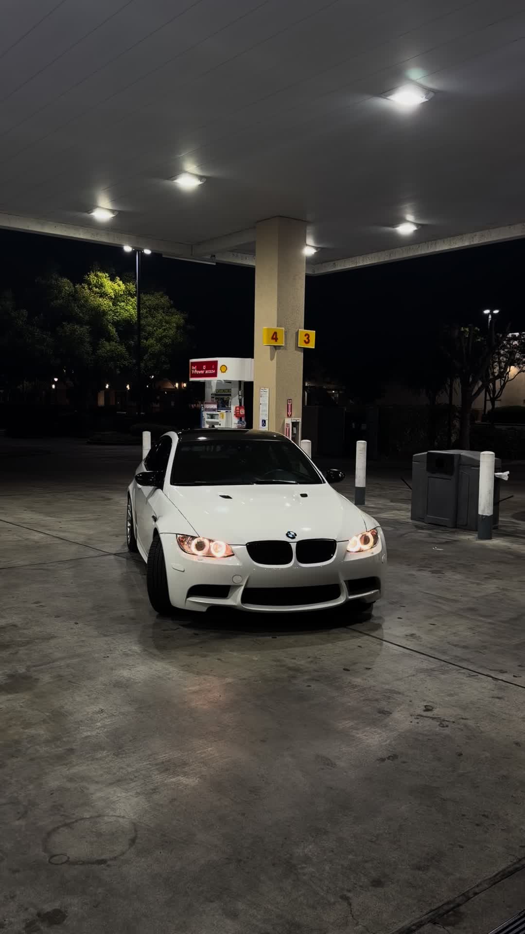 @_md3v_