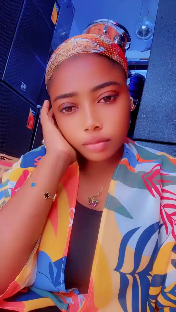 @Lady❤️❤️fridaus