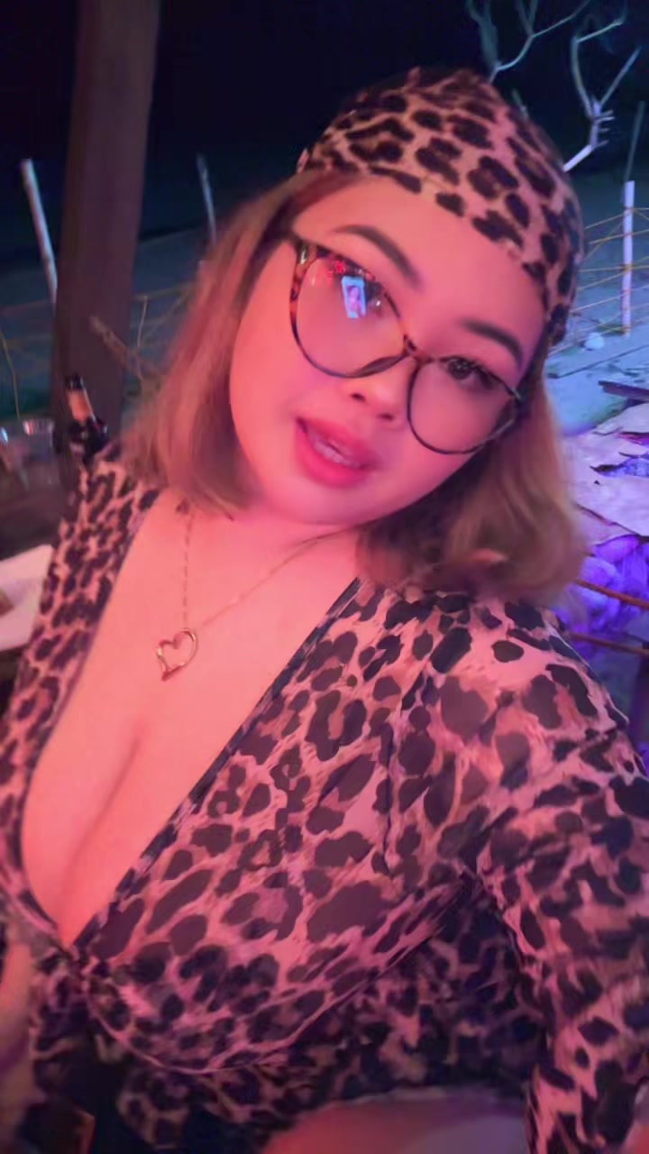 @RhochelleOcampo
