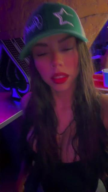 @Gisseel