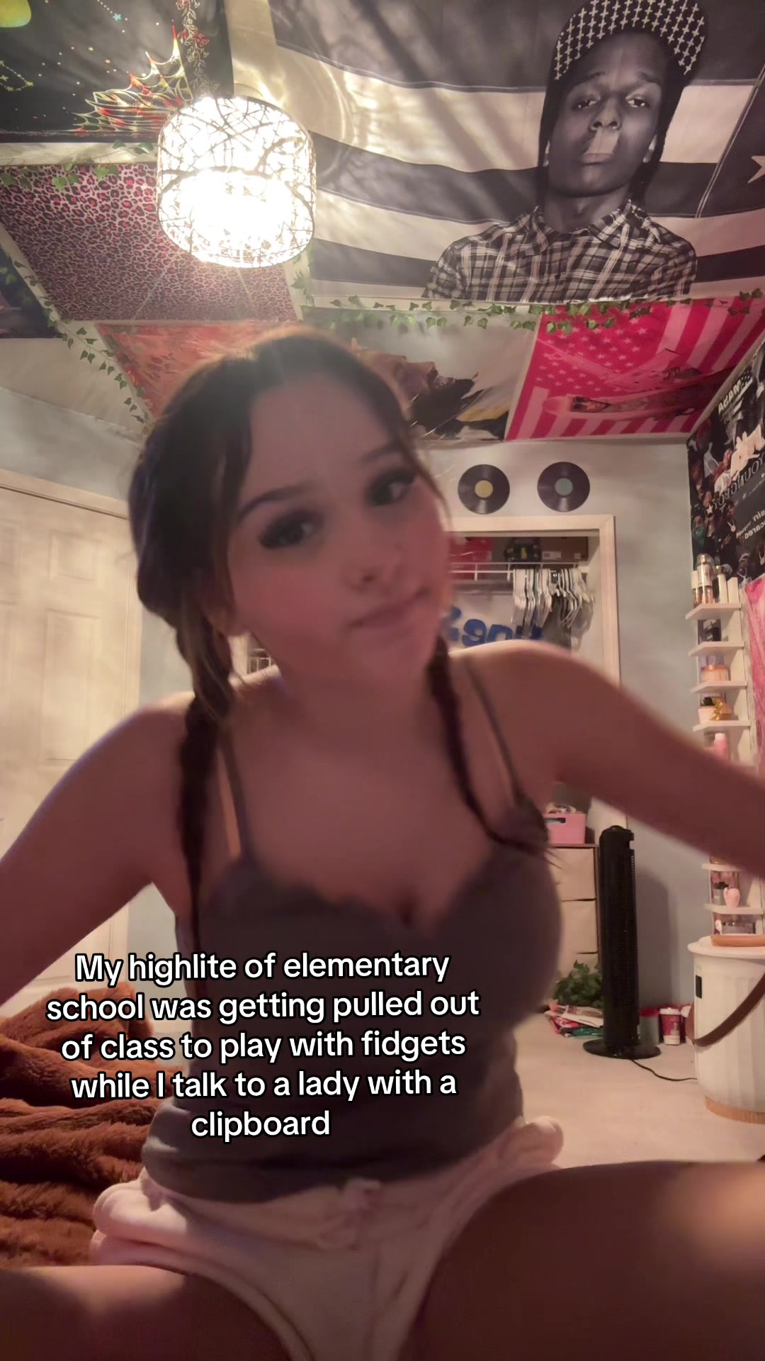 @???
