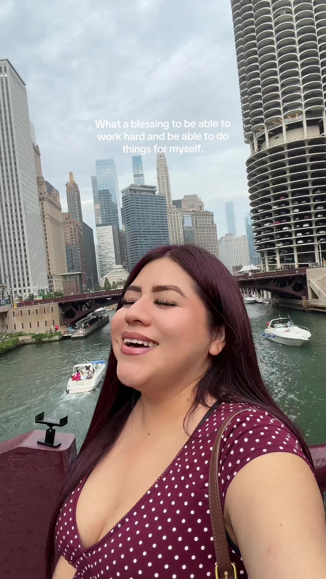@Laura Sarahí